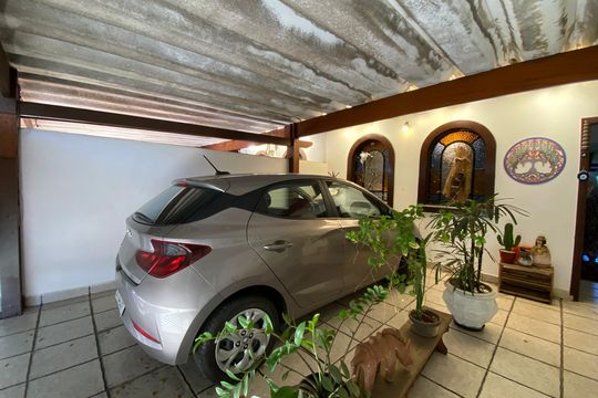 Garagem de casa para alugar com 3 quartos, 185m² em Jardim Peri Peri, São Paulo