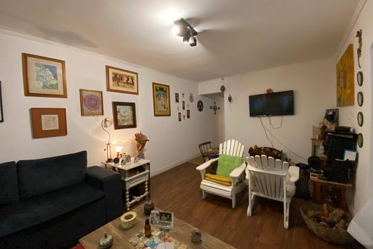 Sala de casa para alugar com 3 quartos, 250m² em Jardim Peri Peri, São Paulo