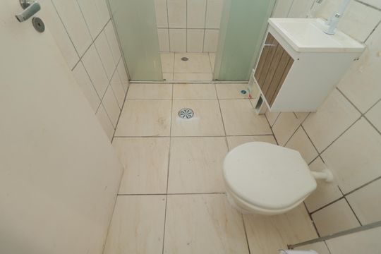 Banheiro de apartamento para alugar com 2 quartos, 81m² em Vila Deodoro, São Paulo