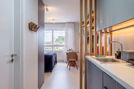 Cozinha de apartamento à venda com 1 quarto, 26m² em Partenon, Porto Alegre