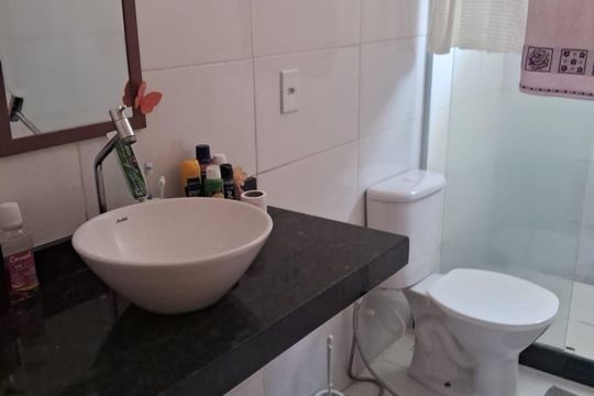 Banheiro de casa à venda com 3 quartos, 140m² em Vargem Grande, Rio de Janeiro