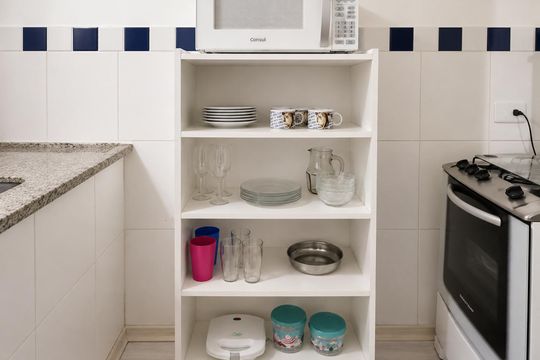 Cozinha de apartamento para alugar com 1 quarto, 35m² em Portão, Curitiba
