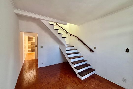 Sala de casa à venda com 3 quartos, 120m² em Vila Rio Branco, São Paulo