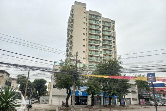 Fachada do Prédio de apartamento à venda com 2 quartos, 55m² em Bonsucesso, Rio de Janeiro