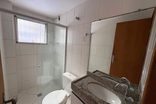 Banheiro de apartamento para alugar com 2 quartos, 92m² em Dona Clara, Belo Horizonte