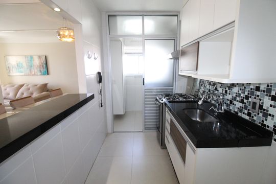 Cozinha de apartamento para alugar com 2 quartos, 56m² em Parque Industrial, São José dos Campos