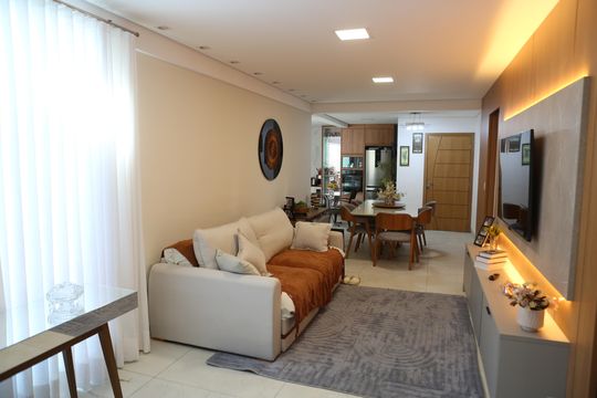 Sala de apartamento à venda com 3 quartos, 180m² em Riacho das Pedras, Contagem