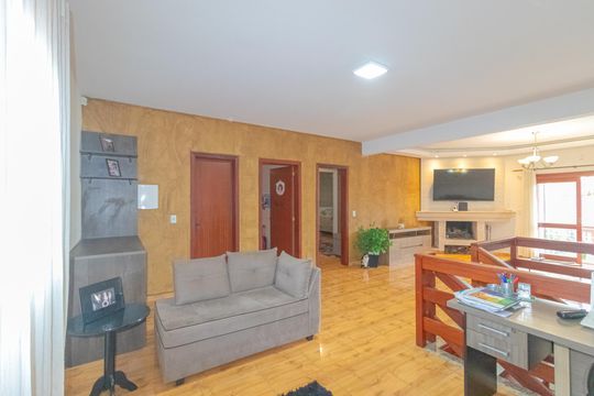 Casa à venda com 2 quartos, 260m² em Igará, Canoas