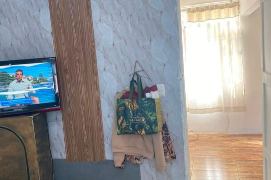Sala de apartamento para alugar com 1 quarto, 42m² em Brás de Pina, Rio de Janeiro