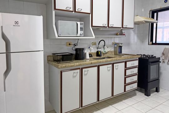 Cozinha e Área de Serviço de apartamento para alugar com 1 quarto, 70m² em Aparecida, Santos