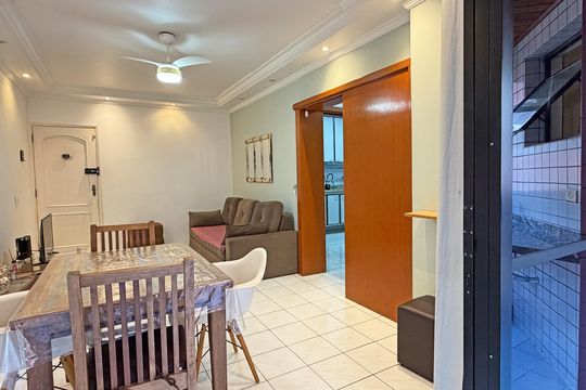 Sala de apartamento para alugar com 1 quarto, 70m² em Aparecida, Santos