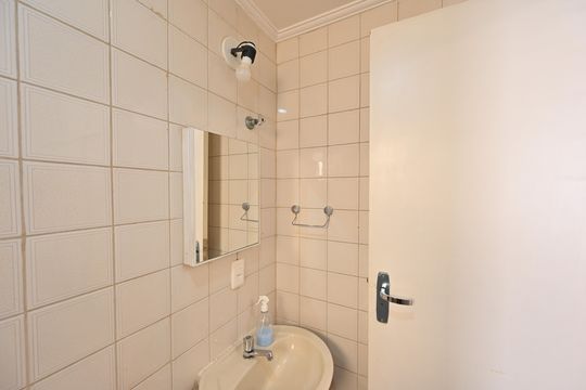 Banheiro Social  de apartamento para alugar com 1 quarto, 30m² em Mirandópolis, São Paulo