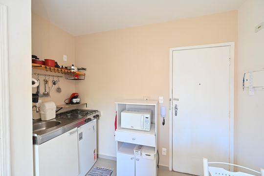 Cozinha de apartamento para alugar com 1 quarto, 30m² em Mirandópolis, São Paulo