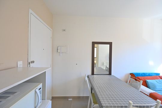 Cozinha de apartamento para alugar com 1 quarto, 30m² em Mirandópolis, São Paulo