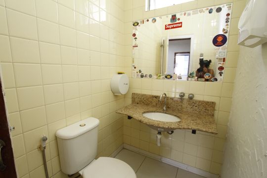 Banheiro Social de casa à venda com 4 quartos, 380m² em Prado, Belo Horizonte