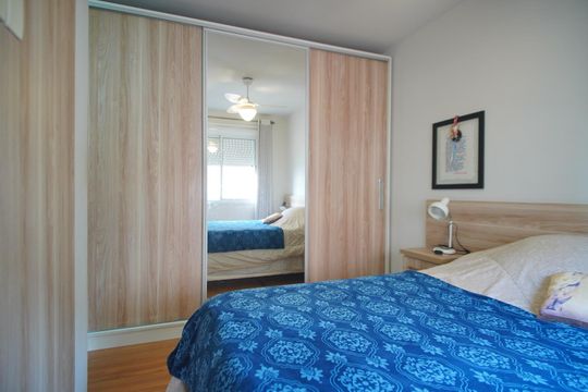 Suíte de apartamento à venda com 2 quartos, 64m² em Sarandi, Porto Alegre