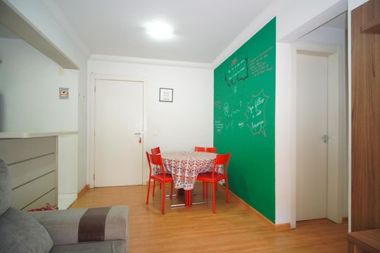Sala de apartamento à venda com 2 quartos, 64m² em Sarandi, Porto Alegre
