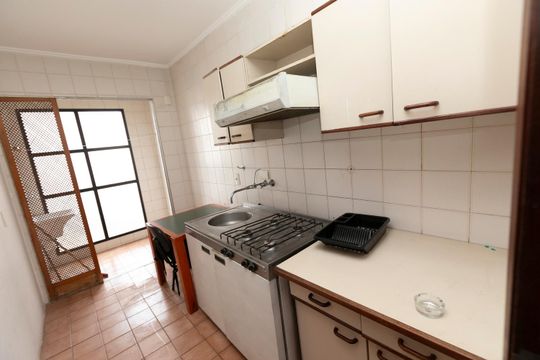 Cozinha de apartamento para alugar com 1 quarto, 65m² em Bosque, Campinas