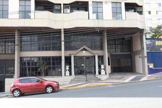 Fachada de apartamento para alugar com 1 quarto, 65m² em Bosque, Campinas