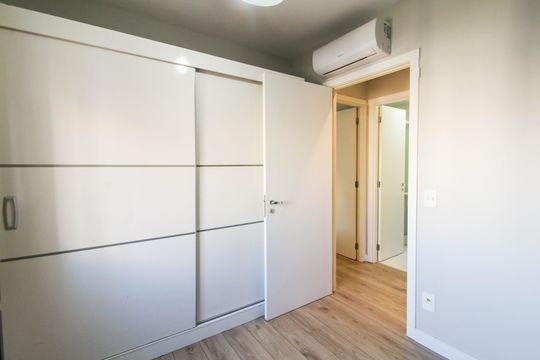 Quarto 1 de apartamento para alugar com 2 quartos, 60m² em Marechal Rondon, Canoas