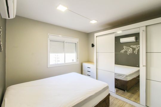 Suíte de apartamento para alugar com 2 quartos, 60m² em Marechal Rondon, Canoas