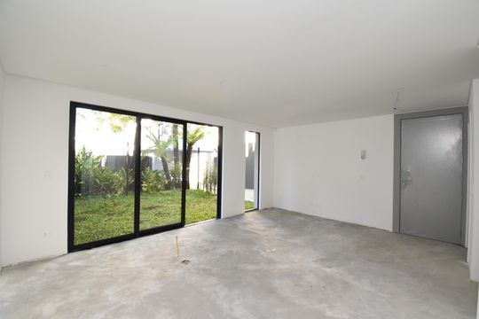 Casa de Condomínio à venda com 2 quartos, 126m² em Guabirotuba, Curitiba