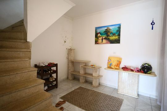 Hall de entrada de casa à venda com 3 quartos, 157m² em Jardim D’abril, Osasco
