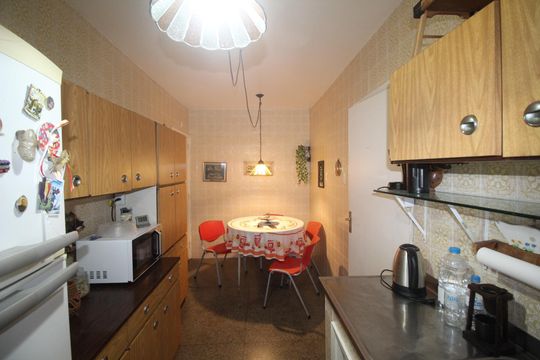 Cozinha de apartamento à venda com 3 quartos, 90m² em Higienópolis, Porto Alegre