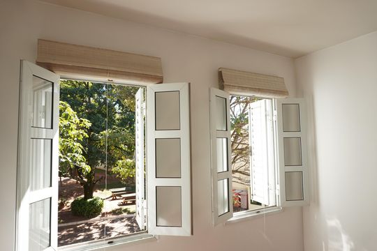 quarto 3 janela de casa de condomínio para alugar com 3 quartos, 150m² em Jardim Bandeirantes, São Carlos