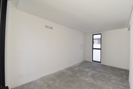 Suíte de casa de condomínio à venda com 3 quartos, 136m² em Guabirotuba, Curitiba