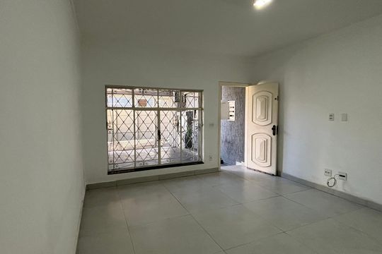 Casa para alugar com 2 quartos, 130m² em Mirandópolis, São Paulo