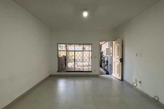 Sala de casa para alugar com 2 quartos, 130m² em Mirandópolis, São Paulo