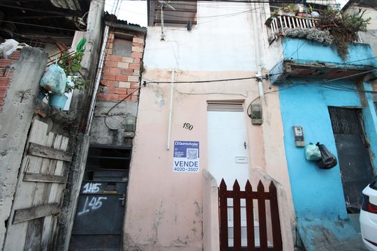 Fachada de casa à venda com 2 quartos, 40m² em Cidade Líder, São Paulo