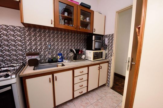 Cozinha de apartamento à venda com 3 quartos, 65m² em Camargos, Belo Horizonte