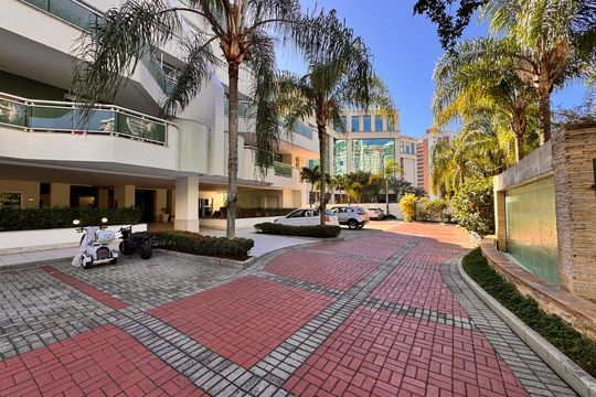 Área comum de apartamento para alugar com 3 quartos, 110m² em Barra da Tijuca, Rio de Janeiro