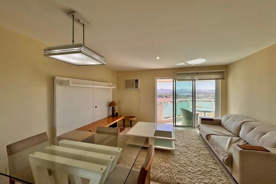 Sala de apartamento para alugar com 3 quartos, 110m² em Barra da Tijuca, Rio de Janeiro