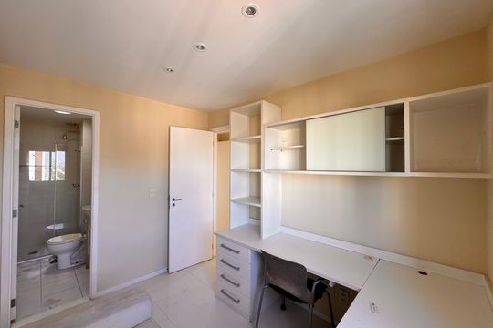Suíte 2 (Reversível) de apartamento para alugar com 3 quartos, 110m² em Barra da Tijuca, Rio de Janeiro