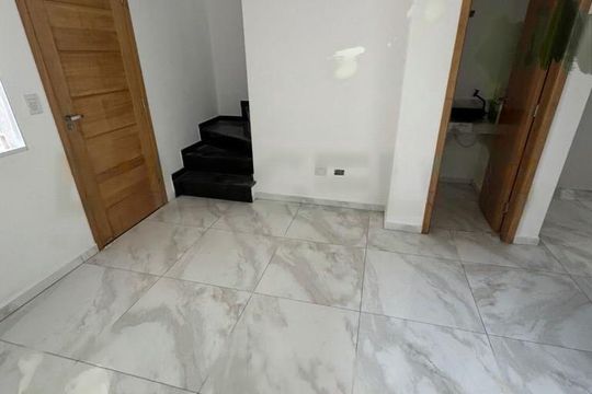 Casa à venda com 3 quartos, 90m² em Vila Ivone, São Paulo