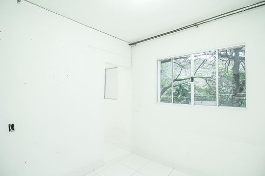Casa para alugar com 2 quartos, 65m² em Jardim Bandeirantes, São Paulo