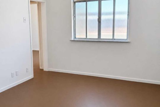 Apartamento para alugar com 2 quartos, 58m² em Olaria, Rio de Janeiro