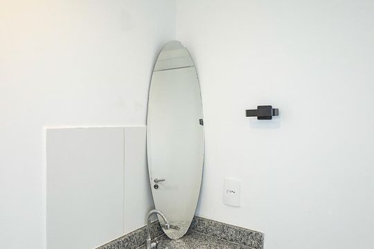 Banheiro da Suíte de apartamento para alugar com 1 quarto, 28m² em Campo Belo, São Paulo