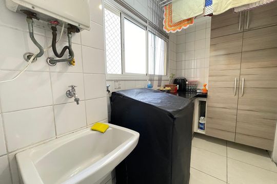 Área de Serviço de apartamento para alugar com 3 quartos, 134m² em Jardim Olympia, São Paulo