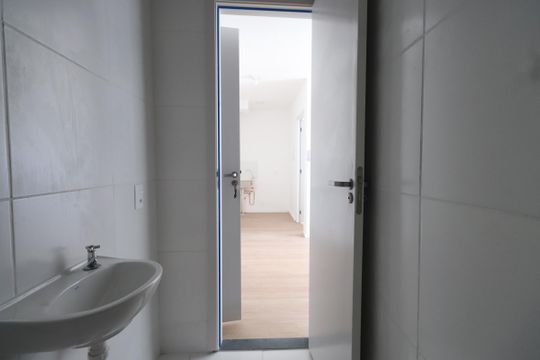 Banheiro de apartamento para alugar com 2 quartos, 33m² em Vila Matilde, São Paulo