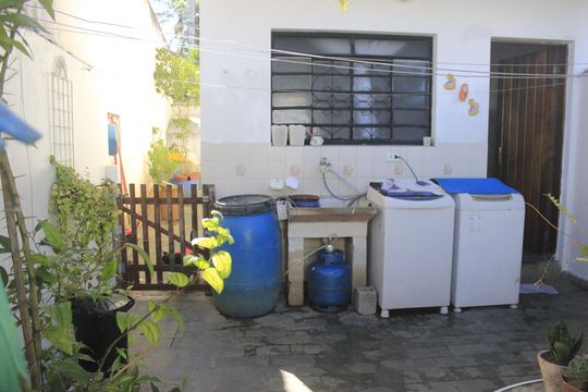 Lavanderia e Quintal  de casa à venda com 3 quartos, 140m² em Jardim Vila Galvao, Guarulhos