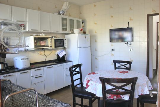 Cozinha  de casa à venda com 3 quartos, 140m² em Jardim Vila Galvao, Guarulhos