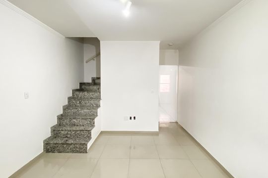Sala de casa para alugar com 2 quartos, 105m² em Vila Curuçá Velha, São Paulo