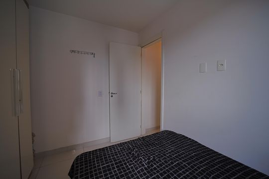Quarto 1 de apartamento à venda com 2 quartos, 42m² em Vila Penteado, São Paulo