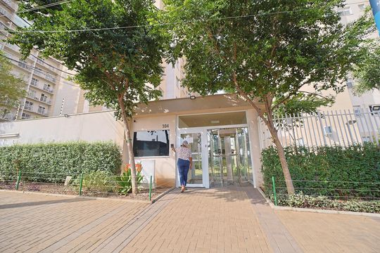 Fachada de apartamento à venda com 2 quartos, 42m² em Vila Penteado, São Paulo