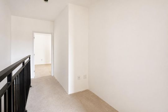 Corredor de casa de condomínio à venda com 2 quartos, 89m² em Medeiros, Jundiaí