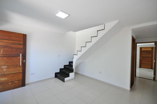 Casa à venda com 3 quartos, 142m² em Vila Paulistana, São Paulo